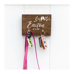 Personalized key holder for wall with sweet birds on tree branch and family name and established date, realtor gift, wooden key holder with 2 hooks, rustic key rack, farmhouse style - Bloom And Anchor