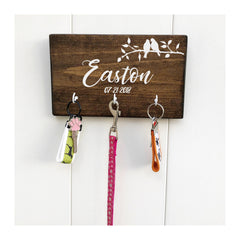 Personalized key holder for wall with sweet birds on tree branch, family name and established date, wooden key holder with 3 hooks, rustic key rack, farmhouse style - Bloom And Anchor