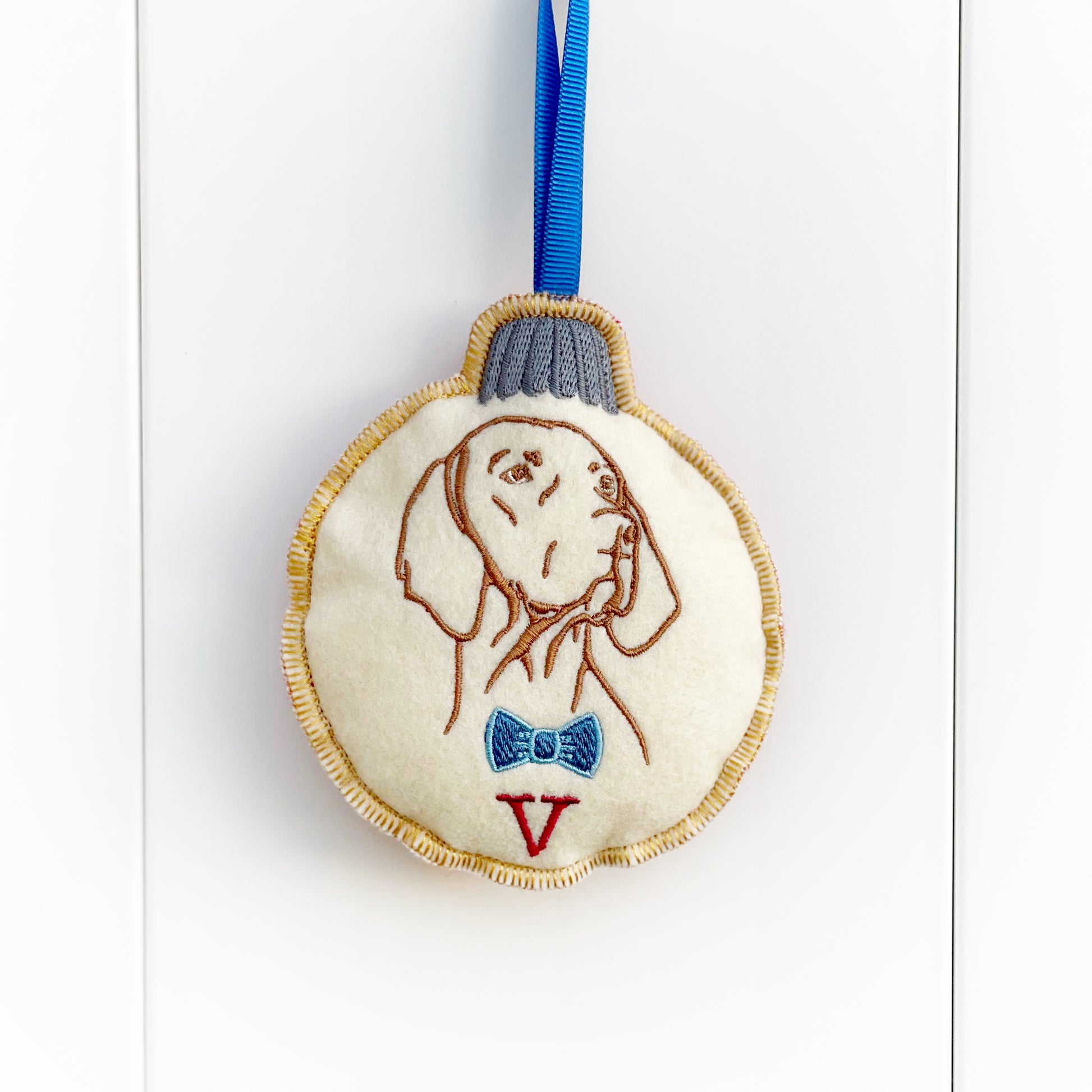 Hungarian Vizsla BOY pointer dog Felt Embroidery Ornament