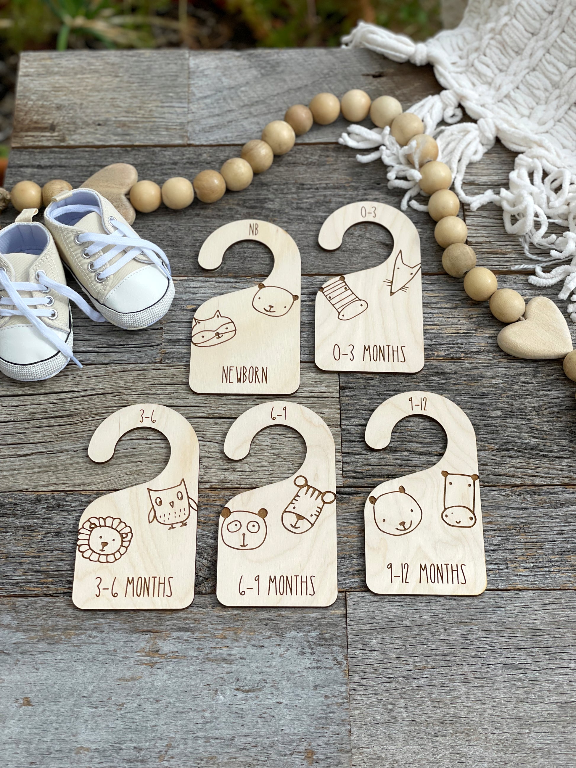 Baby closet dividers, laser engraved baby animals nursery clothes dividers, baby shower