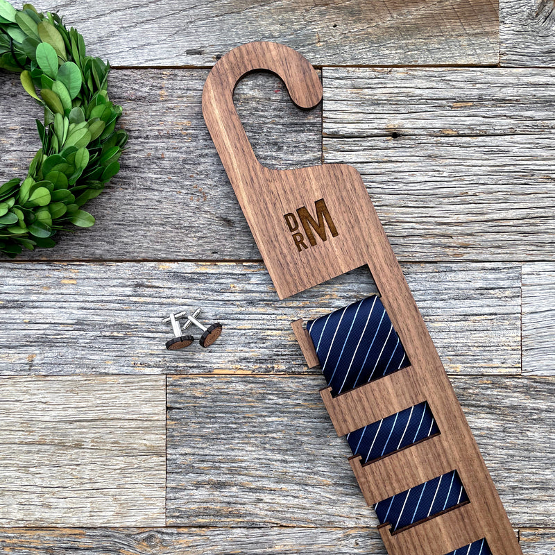Custom engraved wood Tie Holder, unique Gifts for Guys, for Groom, Father's Day gift