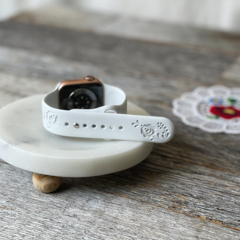 Custom engraved Apple Watch band with beautiful Hungarian folk design