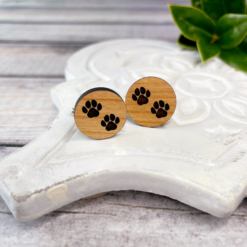 Engraved wooden cufflinks with paw prints
