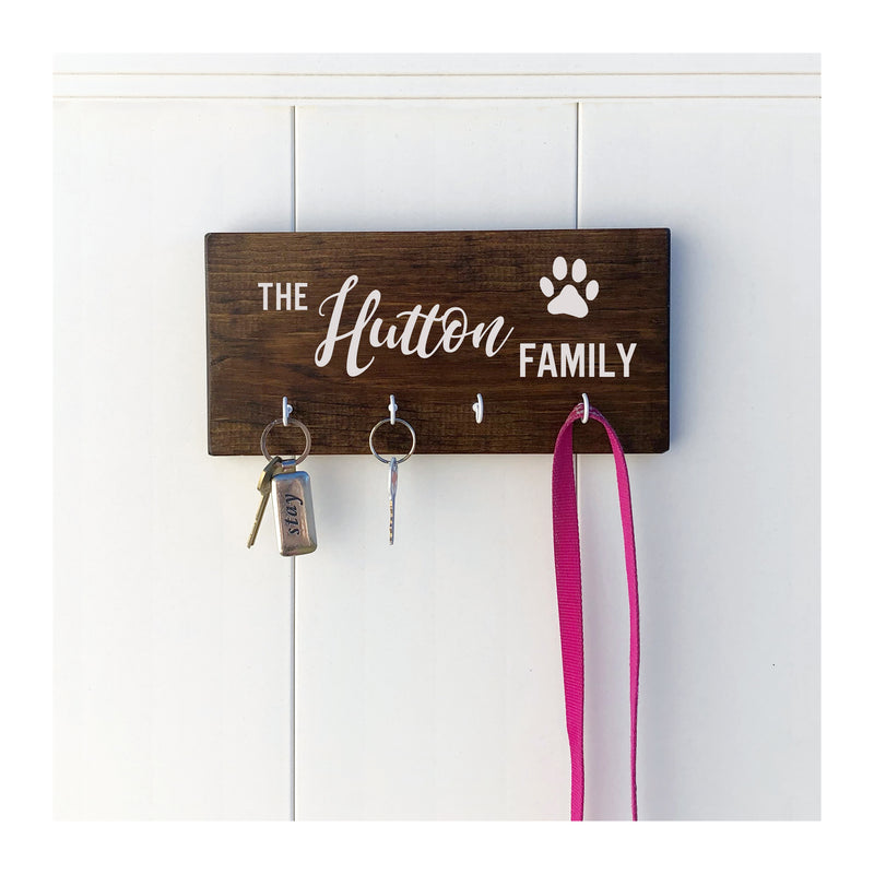 Personalized Family and Pets key / leash holder for wall with 4 hooks, wooden key rack with paw prints, gift for pet owners, pet lovers gift - Bloom And Anchor