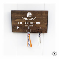 Family key holder for wall, wooden key holder with 3 hooks, rustic key rack, farmhouse style - Bloom And Anchor
